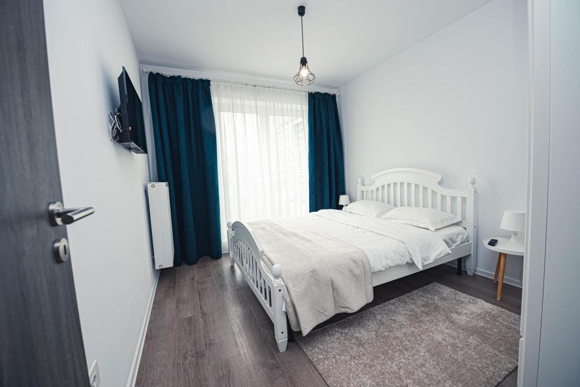 White Mood Apartment 2 Brasov Exterior photo
